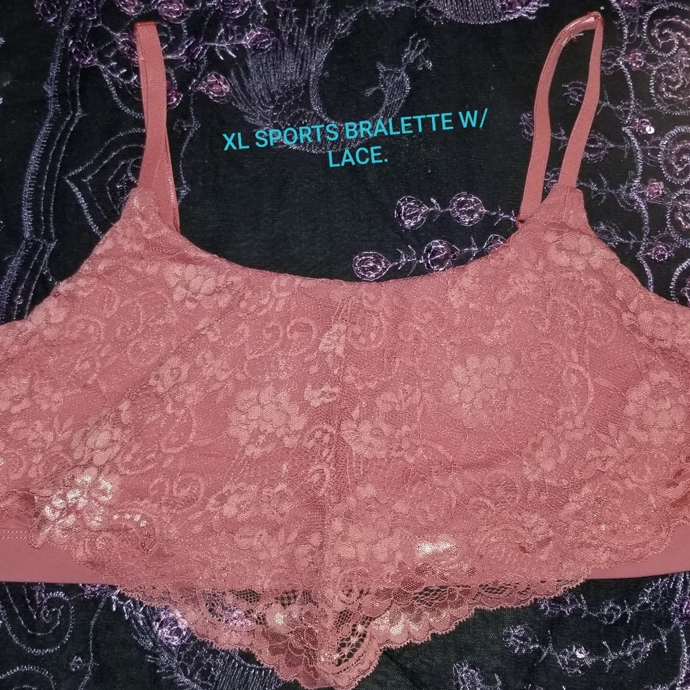 Cute Sports Bralette with Lace
